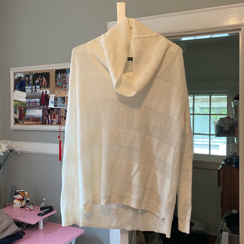 White striped sweater with cowlneck